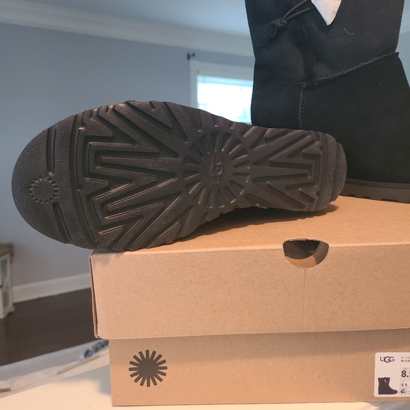 ๐ฅ๐ฅSOLD๐ฅ๐ฅ UGG wedge boots - Picture 4 of 4